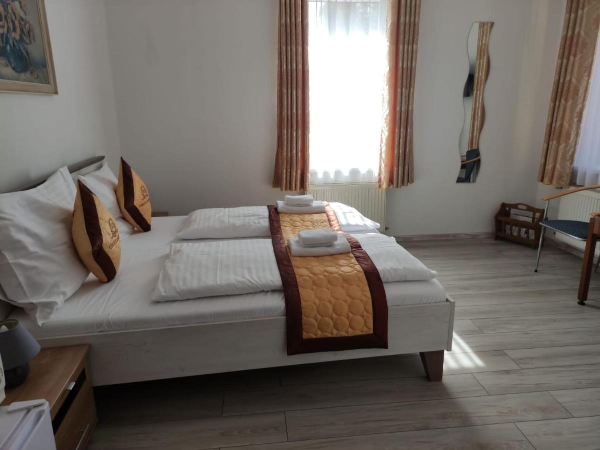 Pension Vidhous 1 Франтишкови-Лазне Экстерьер фото